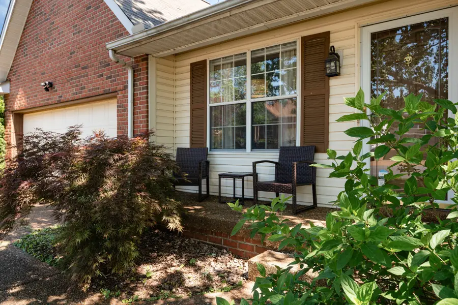 1217 Crestfield Dr, Nashville, TN 37211 - #3