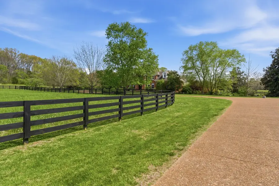 6520 Bridle Way Dr, College Grove, TN 37046 - #3