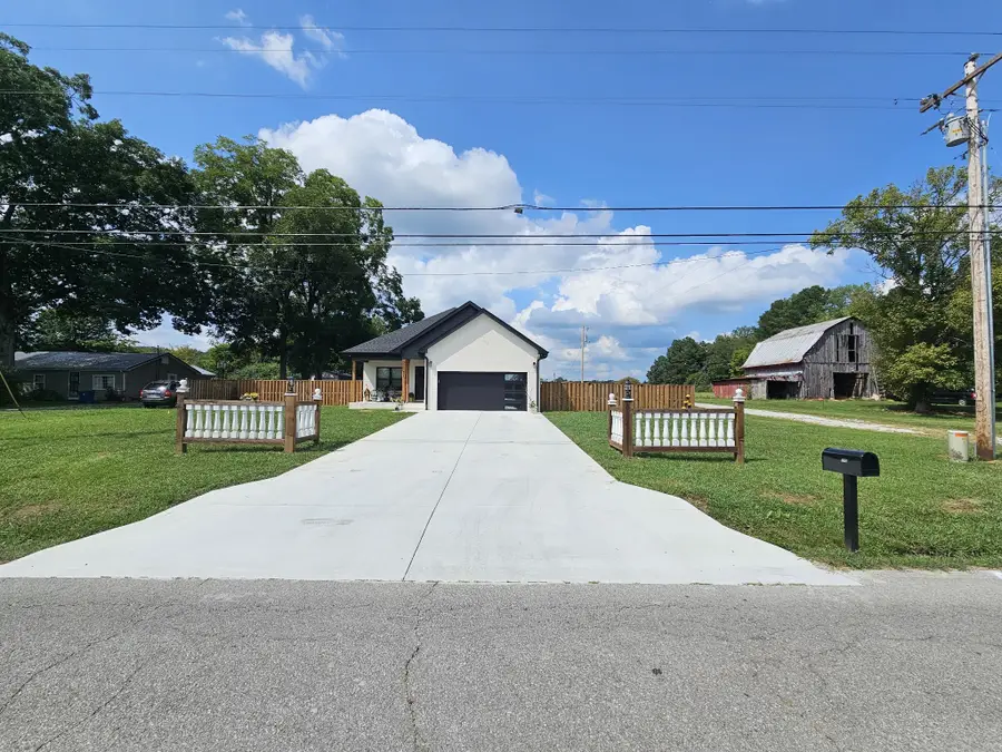 775 Ragsdale Rd, Manchester, TN 37355 - #2