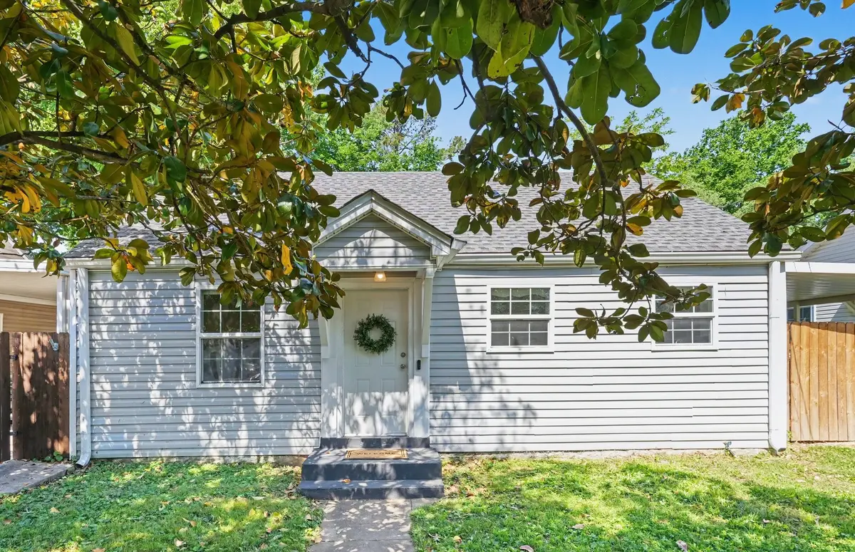 2122 Denham Ave, Columbia, TN 38401 - #1