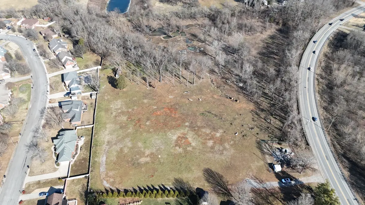 3187 N Thompson Ln, Murfreesboro, TN 37129 - #1