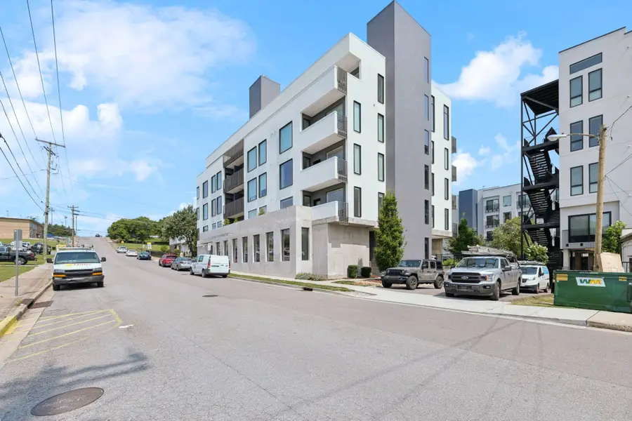 806 Olympic St #303, Nashville, TN 37203 - #2