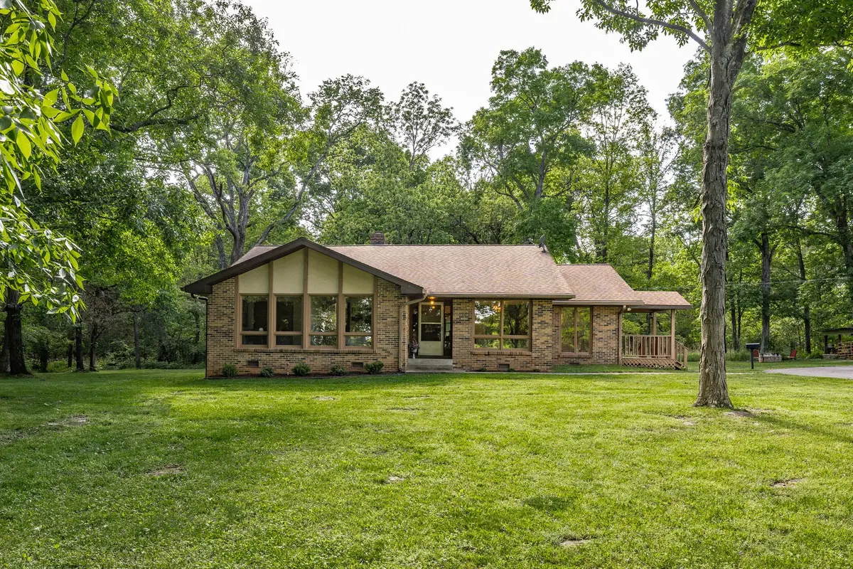 584 Shirley Rd, Smyrna, TN 37167 - #1