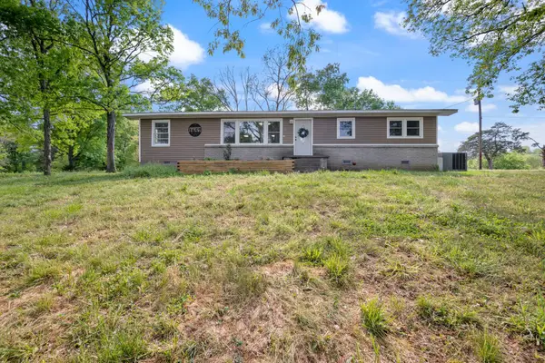 1657 Hwy 41a N, Shelbyville, TN 37160