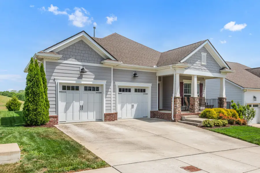 928 Carraway Ln, Spring Hill, TN 37174 - #2