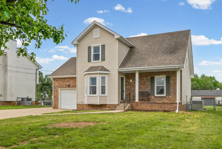 1250 Cobblestone Ln, Clarksville, TN 37042 - #2