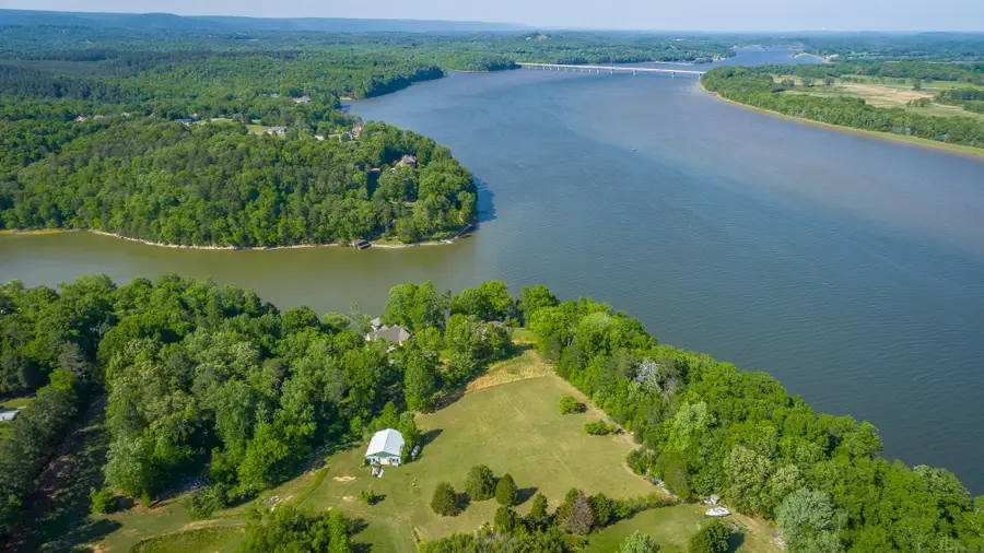 16624 N Star Cir, Bakewell, TN 37373 - #2