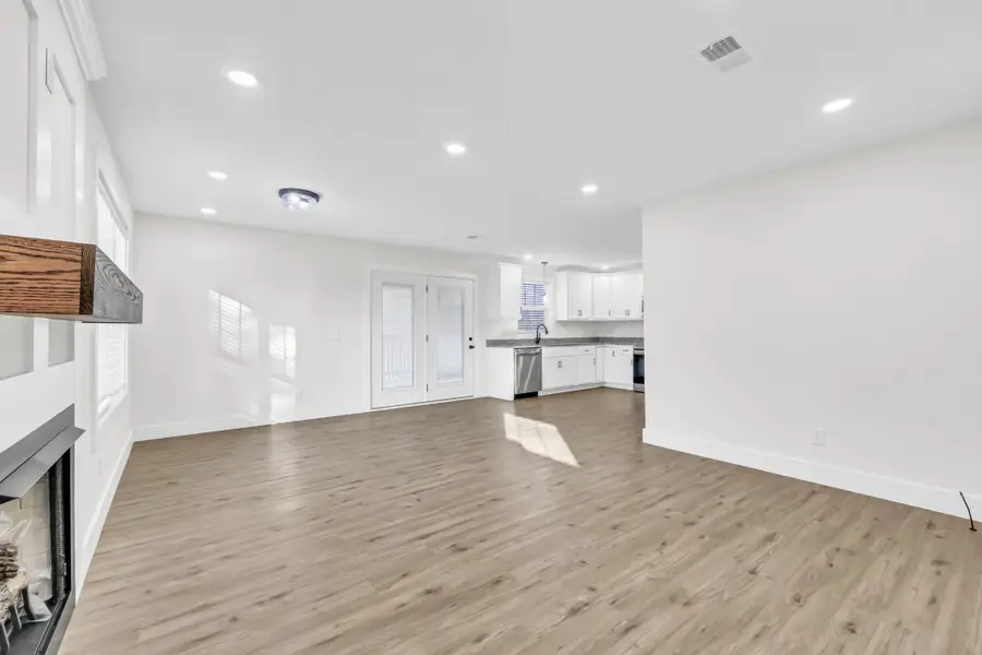 2015 Rosemary Dr, Clarksville, TN 37042 - #3