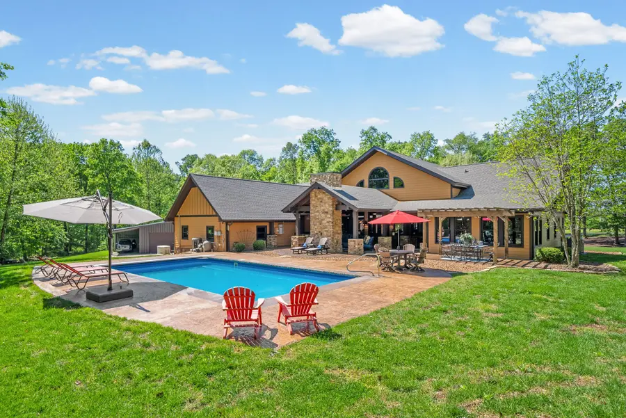 955 Stratton Rd, Elkton, KY 42220 - #2