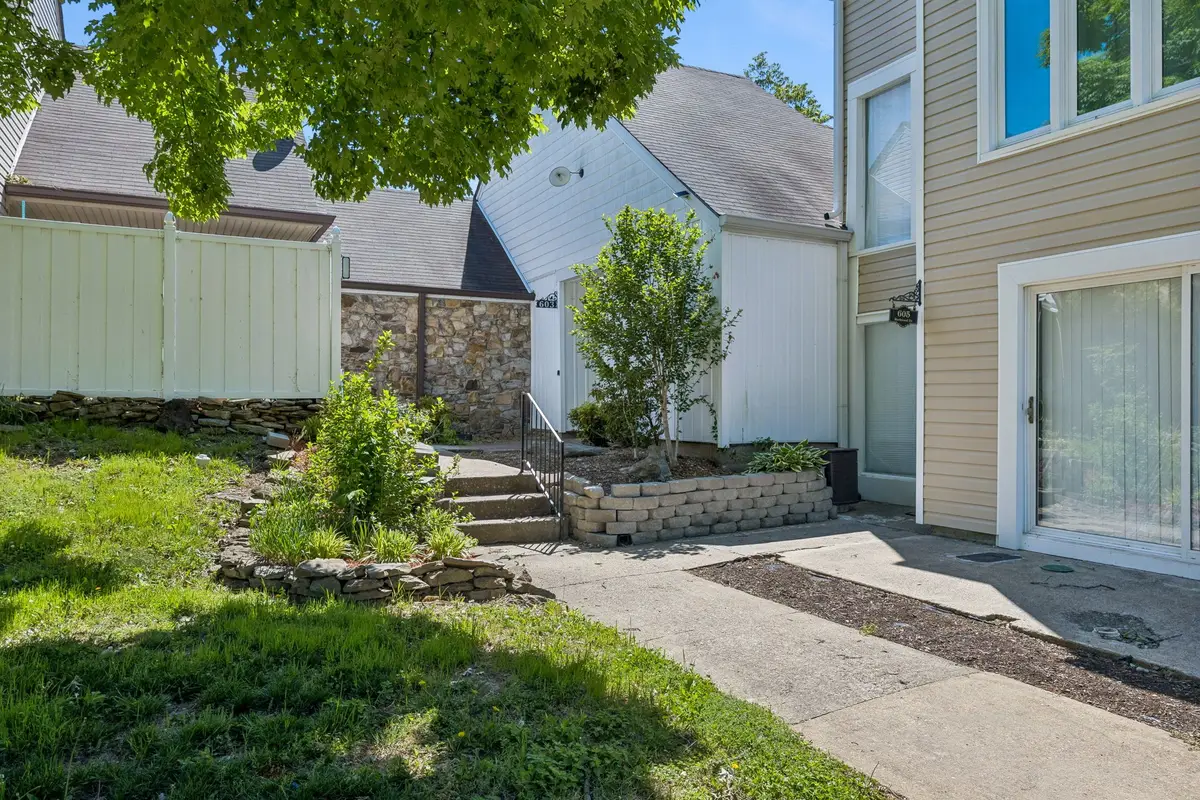 603 Rockwood Dr, Hermitage, TN 37076 - #1