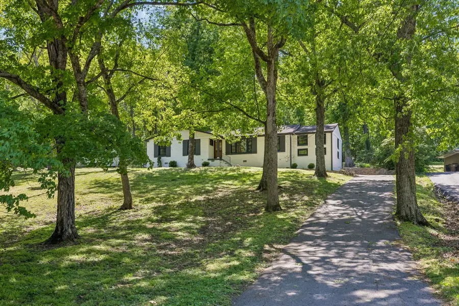 703 Clematis Dr, Nashville, TN 37205 - #2