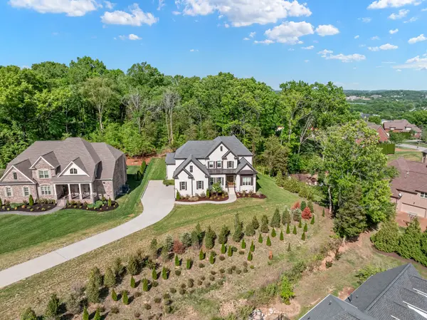 2032 Vail Trce, Nolensville, TN 37135