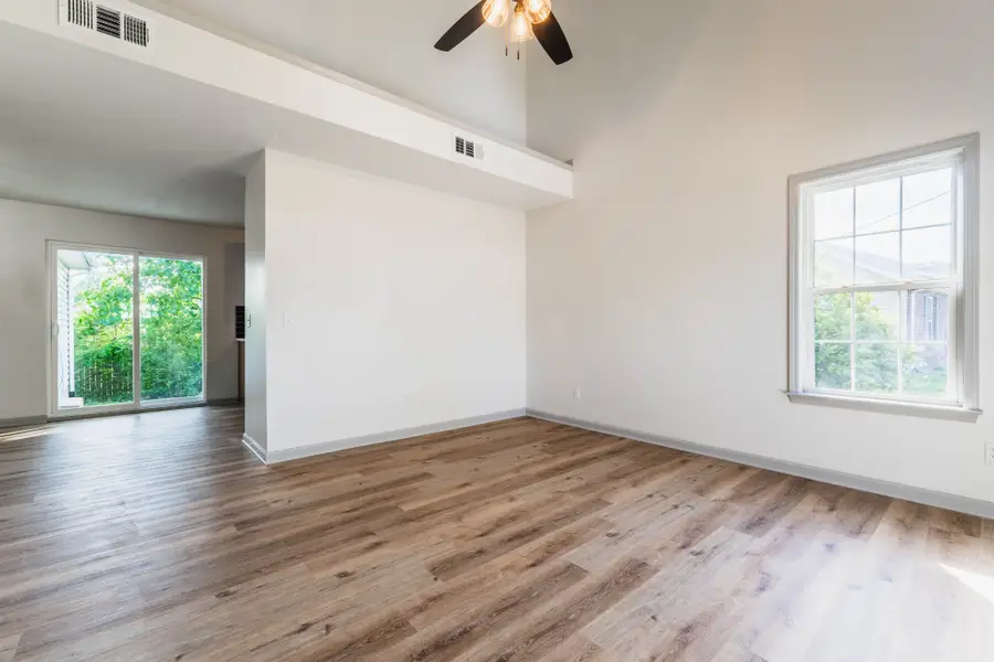 1703 Erin Trce, La Vergne, TN 37086 - #3