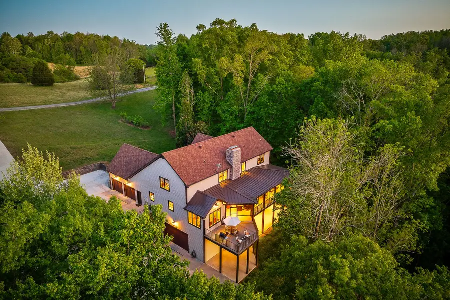 415 Summer Breeze Dr, Smithville, TN 37166 - #2