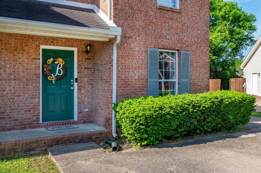 1414 Middleborough Ct, Murfreesboro, TN 37130 - #2