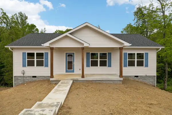 551 Skyview Dr, Ashland City, TN 37015