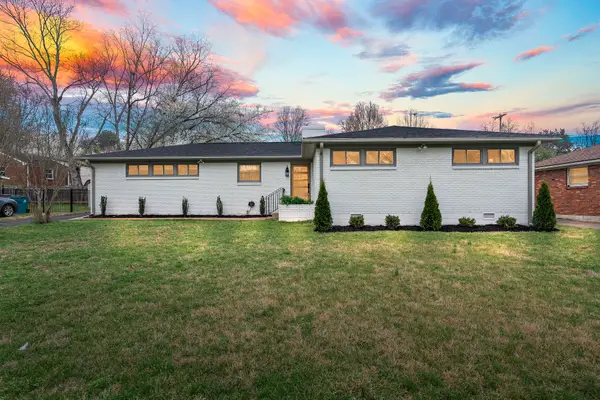 2828 Barclay Dr, Nashville, TN 37206