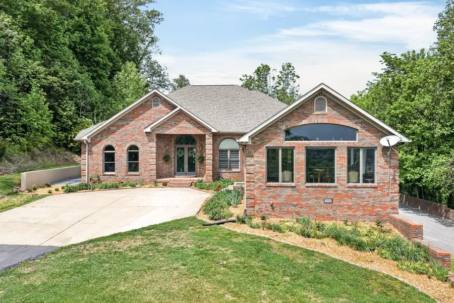 360 Long Hollow Ln, Gainesboro, TN 38562 - #2