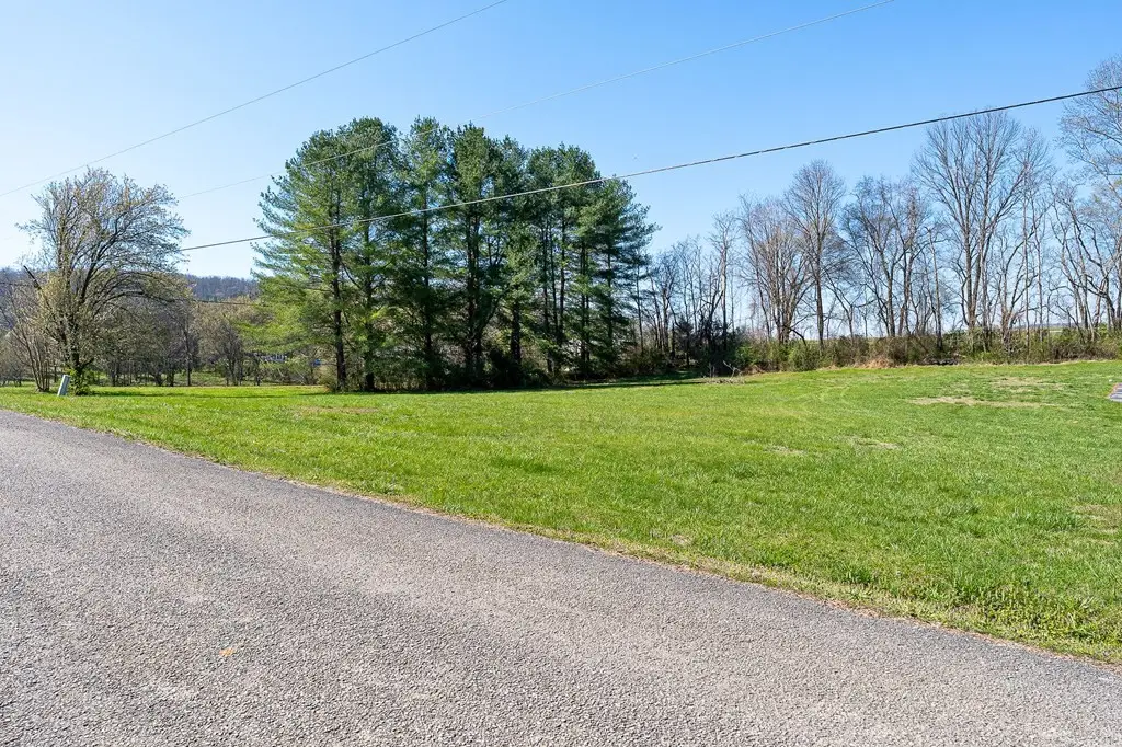 15 Hidden River Ave, Sparta, TN 38583 - #1