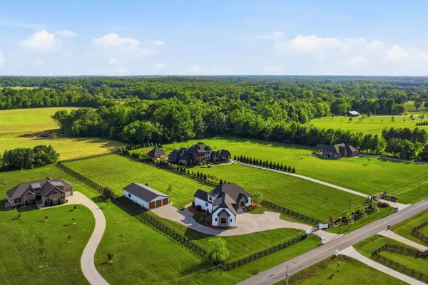 524 Fern Valley Rd, White House, TN 37188