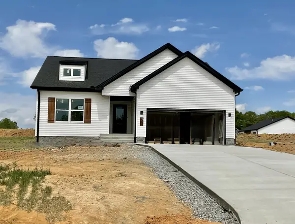 402 Marcella Court, Dickson, TN 37055