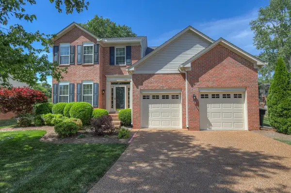 325 Devonshire Dr, Franklin, TN 37064