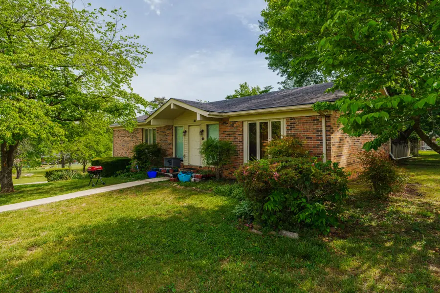 128 N Turner Dr, Sparta, TN 38583 - #3