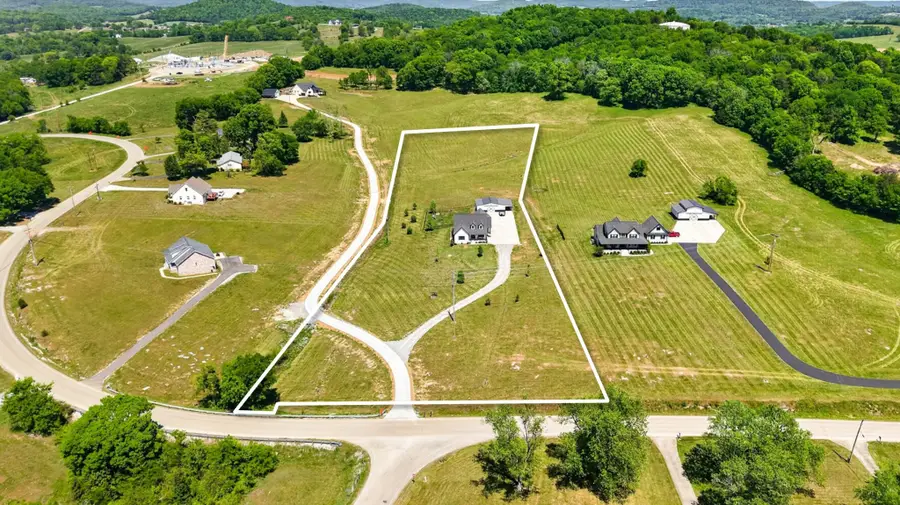 50 Lecornu Ln, Hartsville, TN 37074 - #2