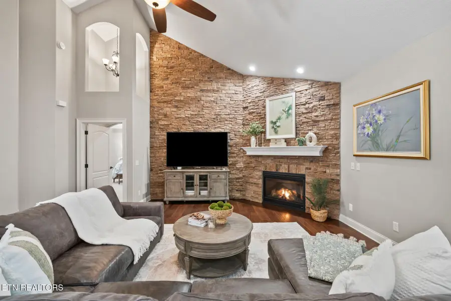 125 Minetta Drive, Crossville, TN 38558 - #3