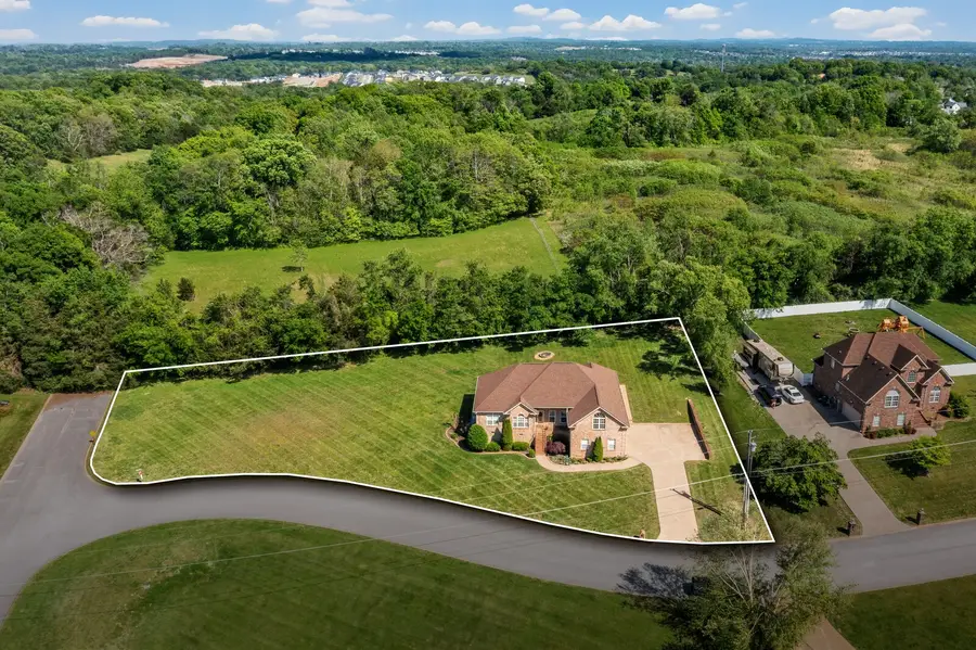 1901 Summer Lk, Mount Juliet, TN 37122 - #2