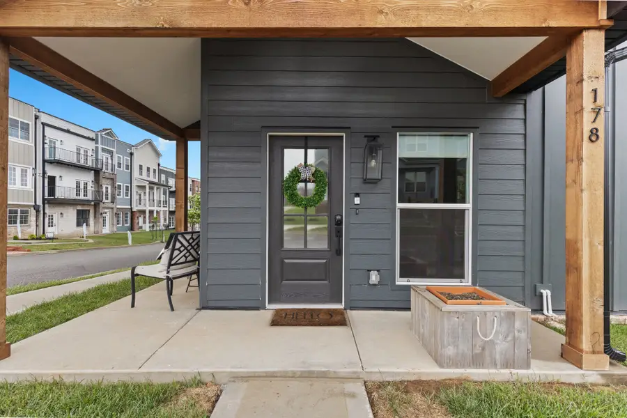 178 Charleston Ave, Pleasant View, TN 37146 - #3
