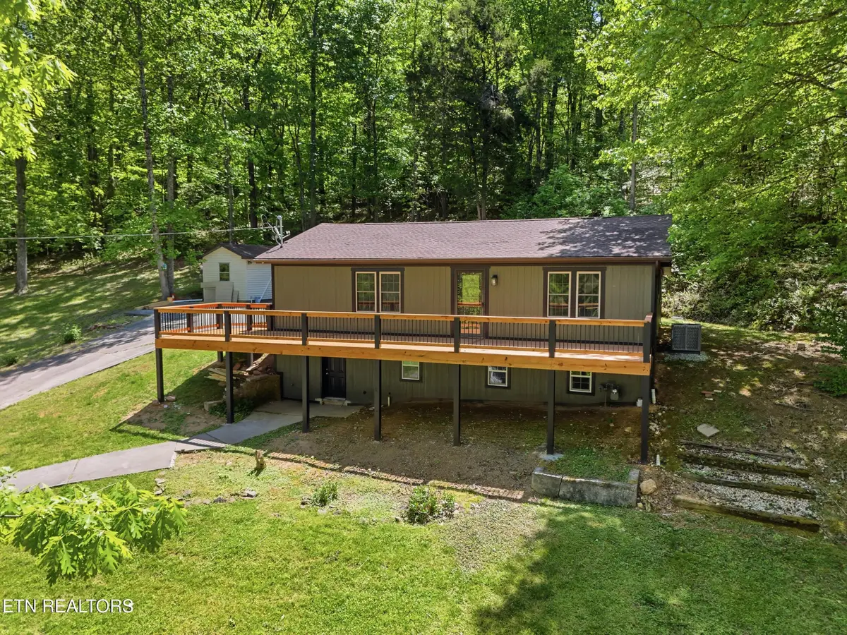 118 Clark Lane, Harriman, TN 37748 - #1