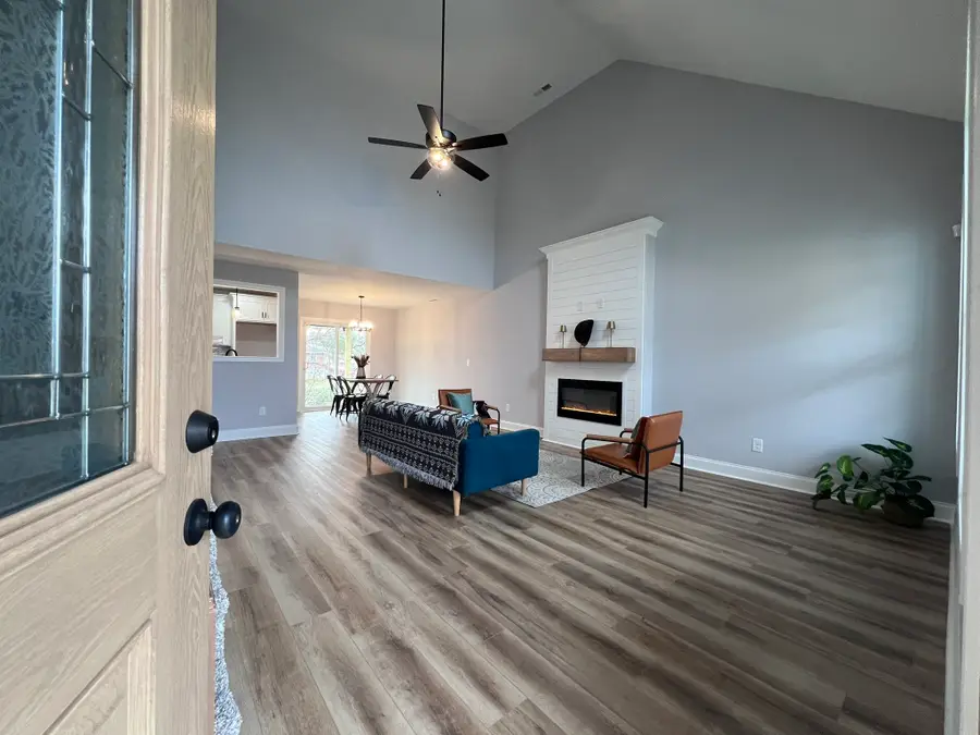240 Switchgrass Dr, Clarksville, TN 37042 - #3
