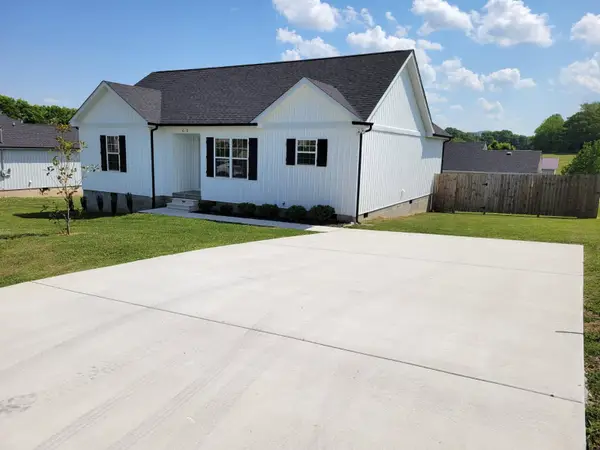 62 Modena Pl, Decherd, TN 37324