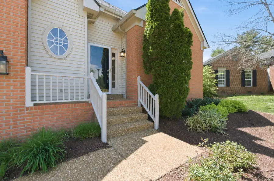 156 Crestfield Pl, Franklin, TN 37069 - #3