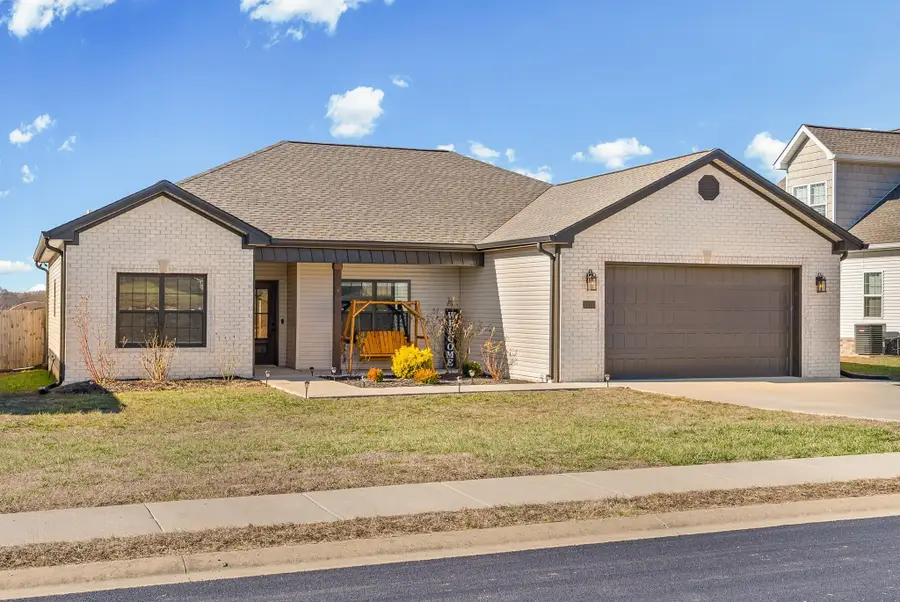 1819 Lexington Ave, Hopkinsville, KY 42240 - #2