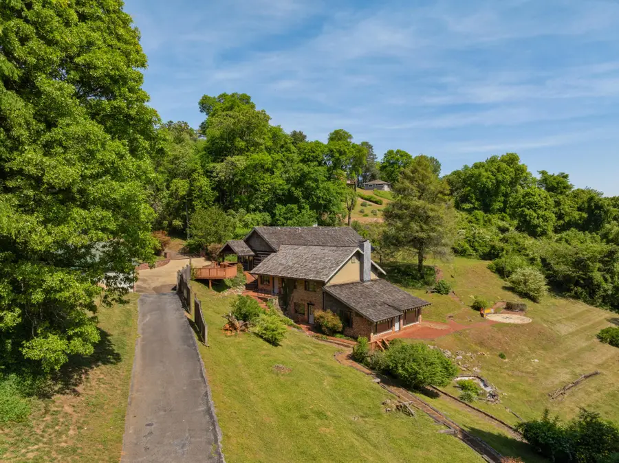 2910 Crest Terrace Drive, Chattanooga, TN 37404 - #3