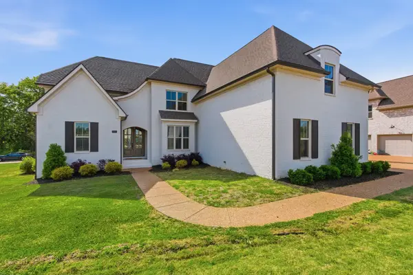 106 Arkstone Ln, Spring Hill, TN 37174