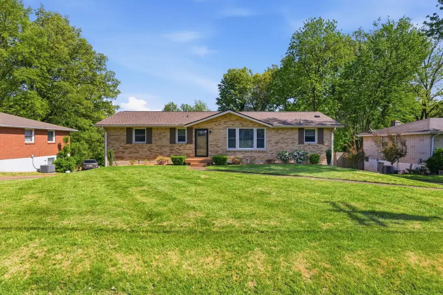 500 Mcdonald Dr, Nashville, TN 37217 - #2
