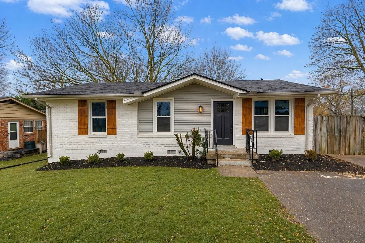 151 Evergreen Cir, Hendersonville, TN 37075 - #1