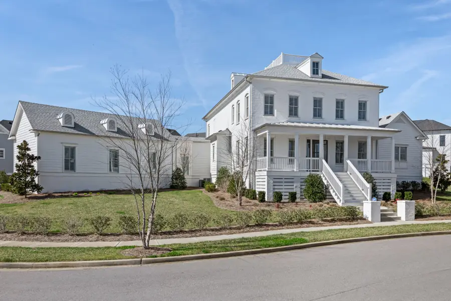 601 Rieves Cir, Franklin, TN 37064 - #2