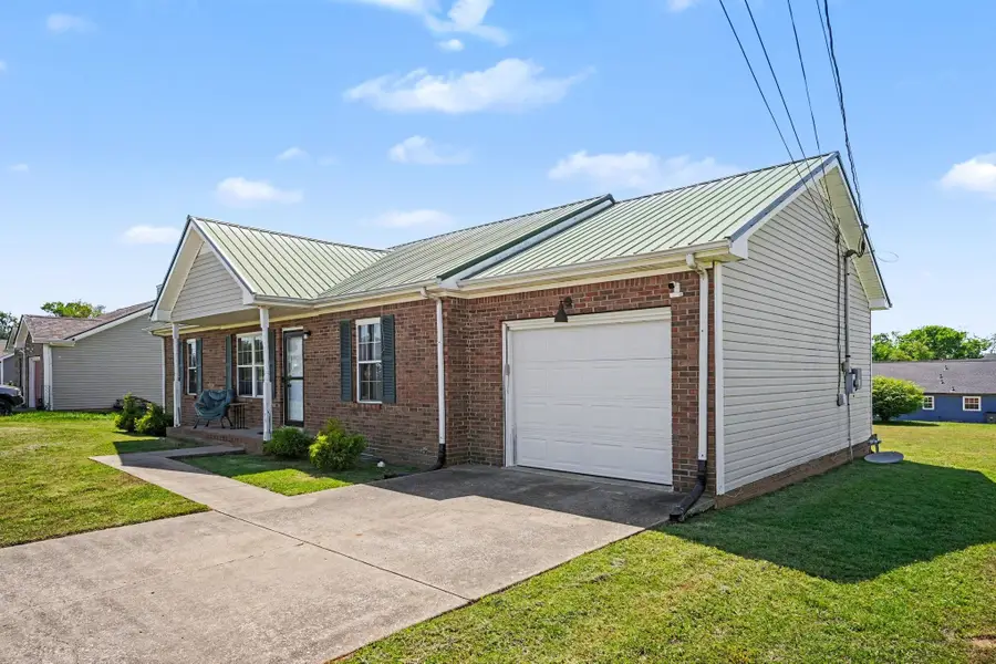 1272 Barbee Ln, Clarksville, TN 37042 - #2