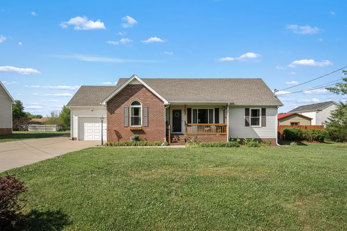 206 Fall Creek Dr, Murfreesboro, TN 37129 - #1