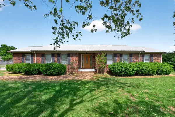 44 Barbara Cir, McMinnville, TN 37110