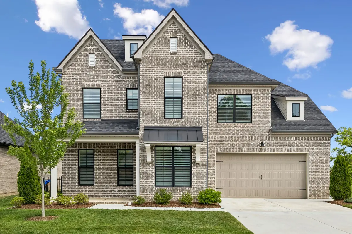 3287 Sassafras Ln, Thompsons Station, TN 37179 - #1