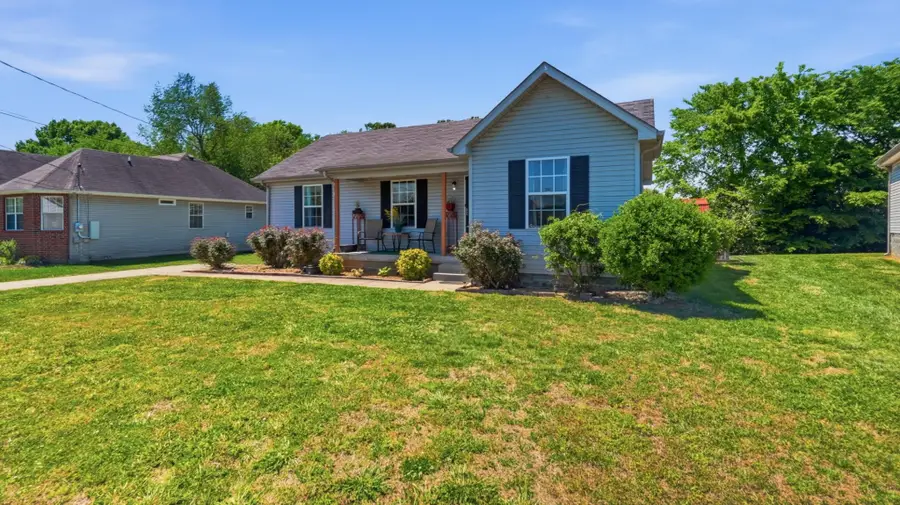 609 Stone Meadow Ct, La Vergne, TN 37086 - #2