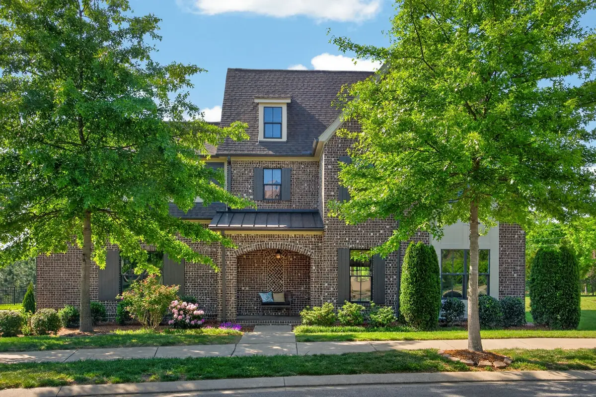 929 Hornsby Dr, Franklin, TN 37064 - #1