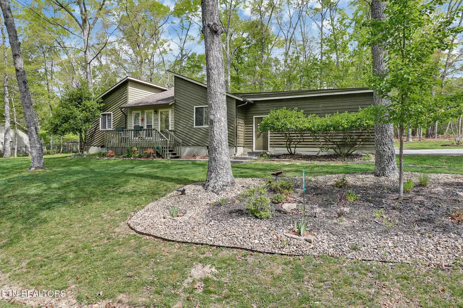129 Norcross Rd, Crossville, TN 38558 - #3