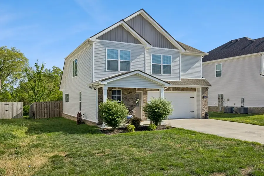 384 Wingfield Dr, Clarksville, TN 37043 - #3