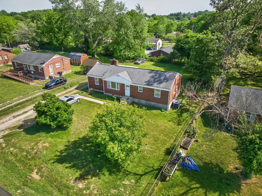 217 Walnut Dr, Franklin, TN 37064 - #3